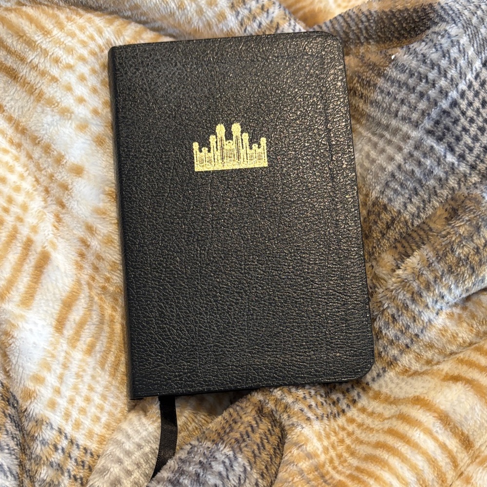 Black 1985 Leather Pocket Sized Hymn Songbook